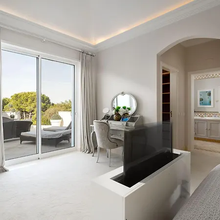 Villa Grace Almancil