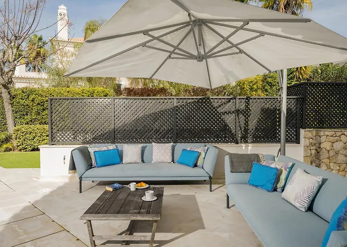 ヴィラ Grace アルマンシル